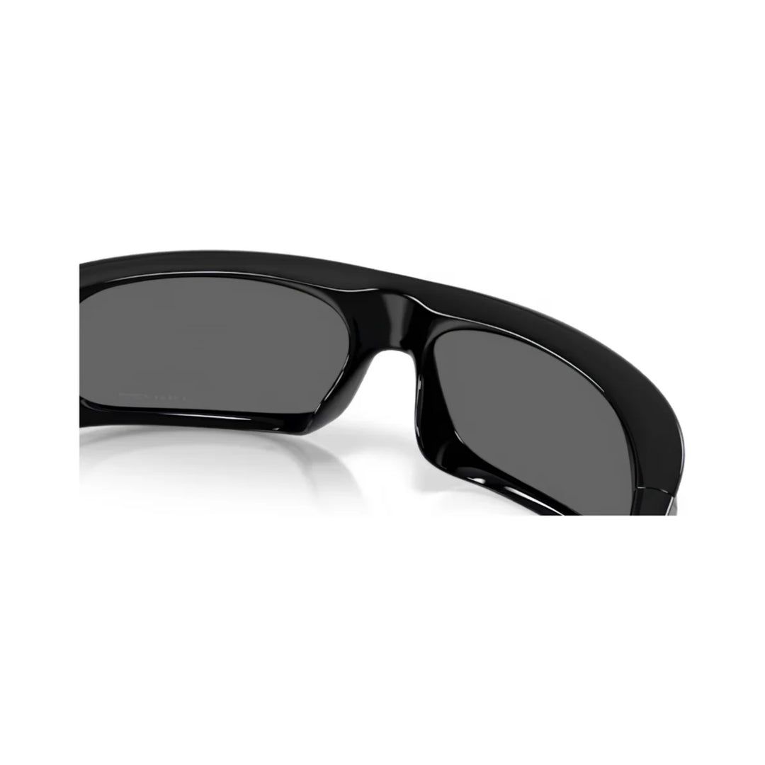 Oakley | OO9522 Highland | Black Prizm Black