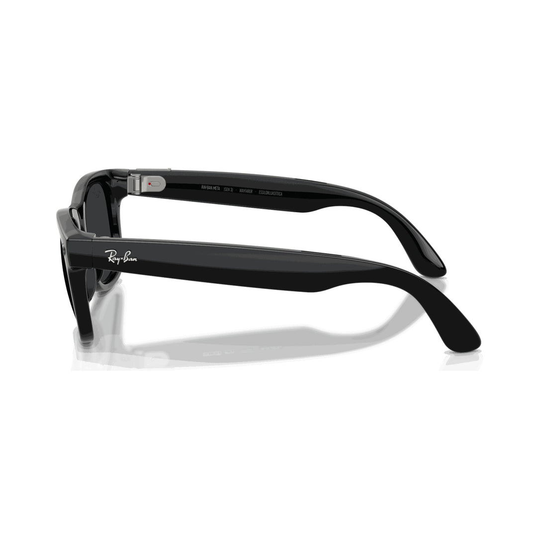 Ray-Ban Meta Gen 3 | RW4011 Wayfarer L | Shiny Black Transitions Gen S Grey